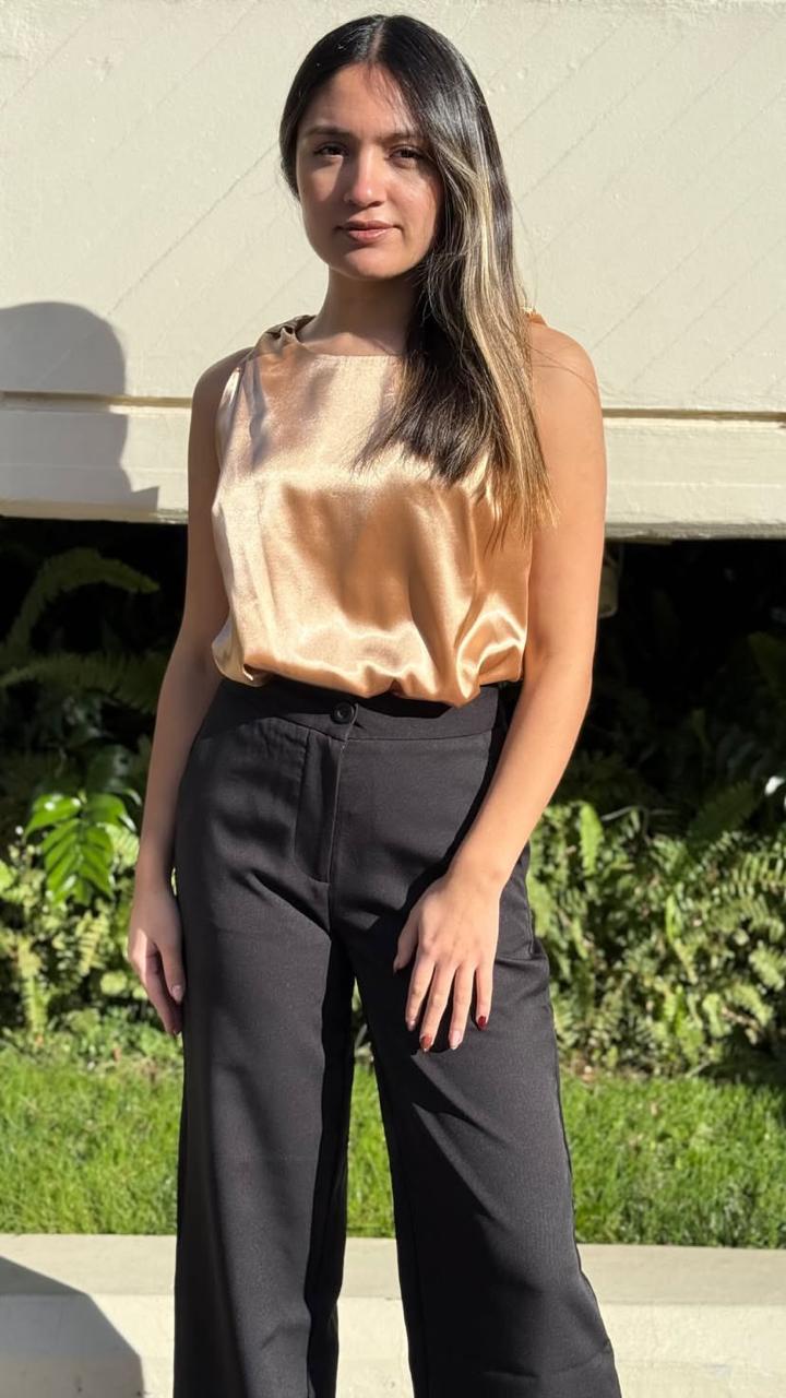 MUSCULOSA BEA (CON DETALLE)